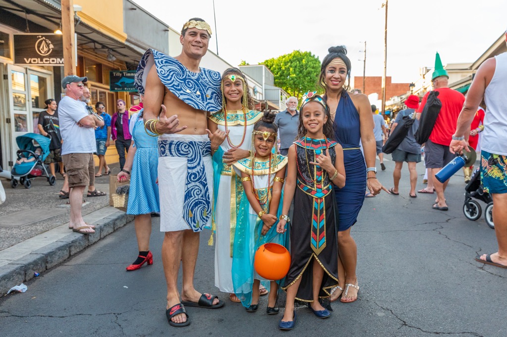 Halloween Fishing Torument 2020 Lahaina Oct 31 Christmas Lights 2020